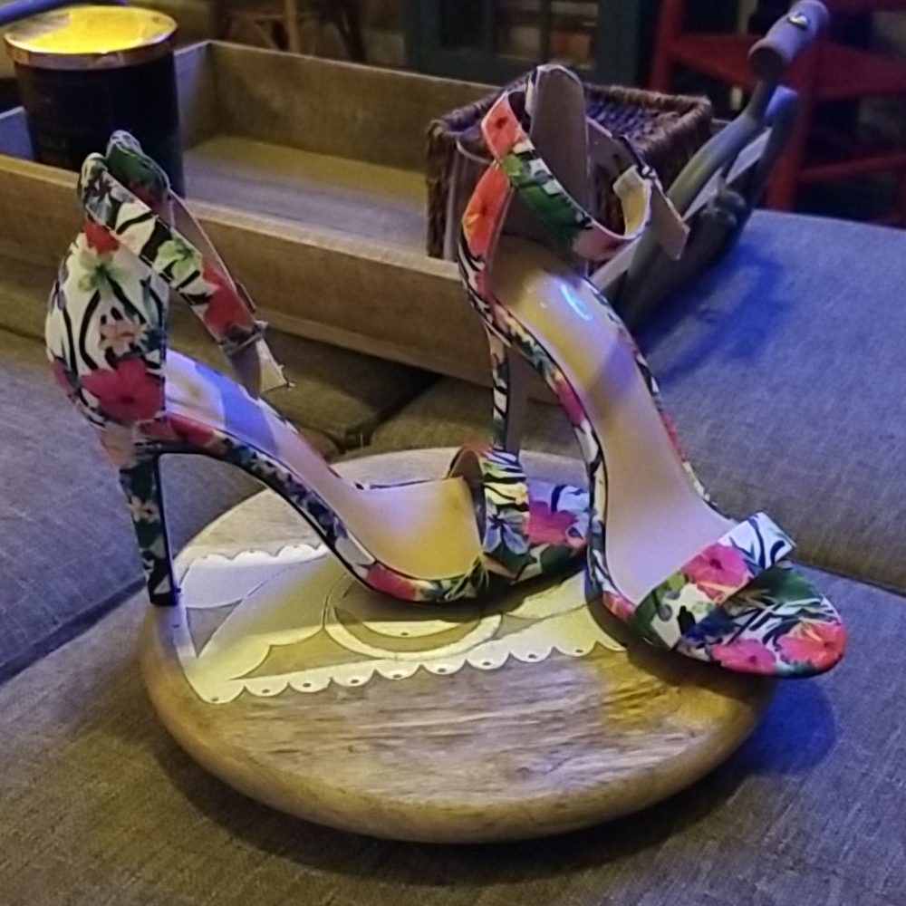 Floral stiletto heel
